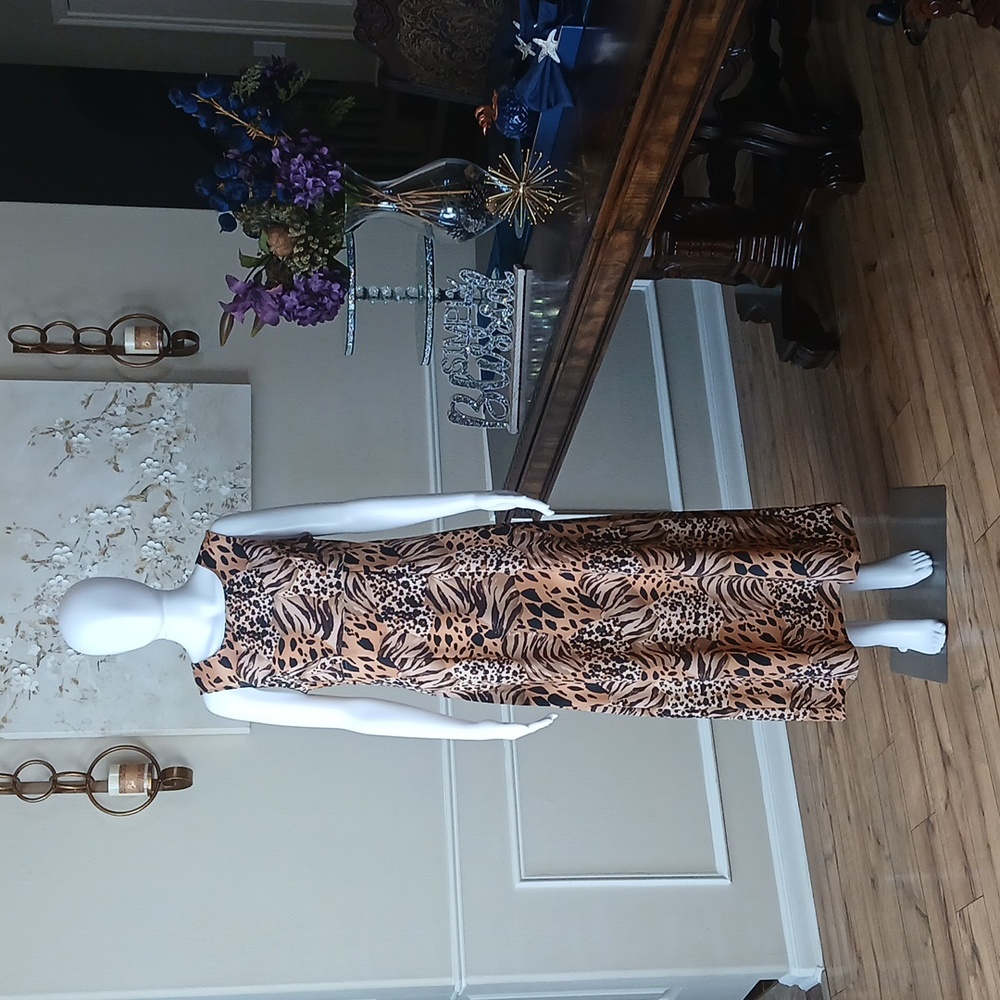 Women's Animal Print Maxi Dress By Tickets. Size M